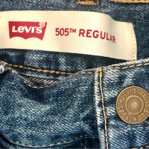 📌$12 SALE❗️Levi’s 505 Regular Bermuda Style Shorts Sz 16 - Picture 2 of 6